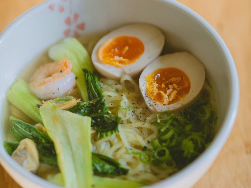 The Ultimate Guide to Thai Pad See Ew Noodles: A Taste Sensation